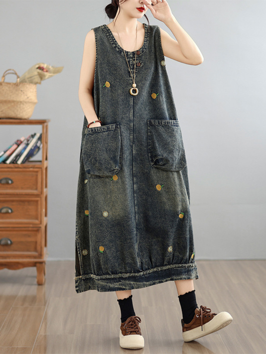 Everyday Ease Denim Dress — Artful Embroidery, Effortless Fit and Pockets