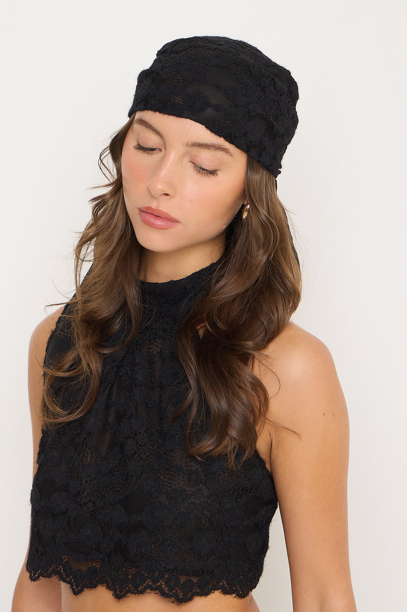 Sydney Lace Halter Top | Black